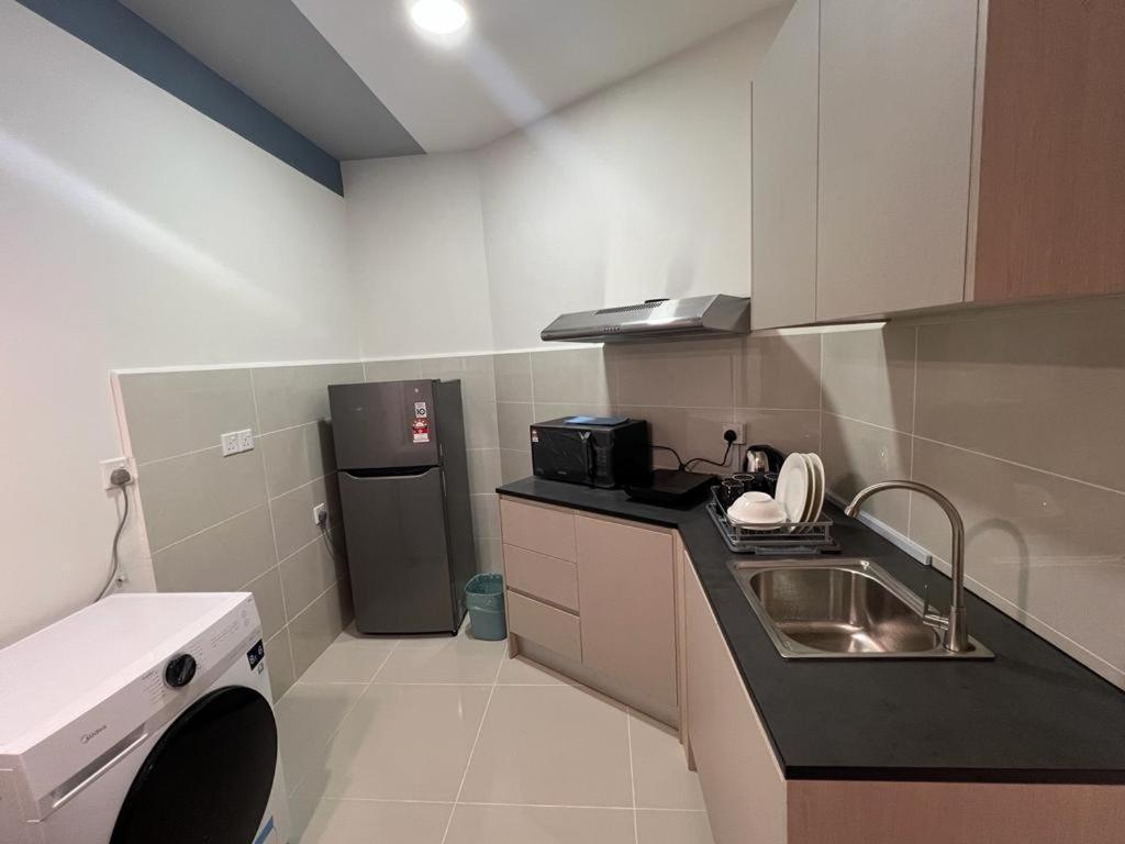 Kota Kinabalu City Centre @ The Shore By Casa Yolo Exterior foto