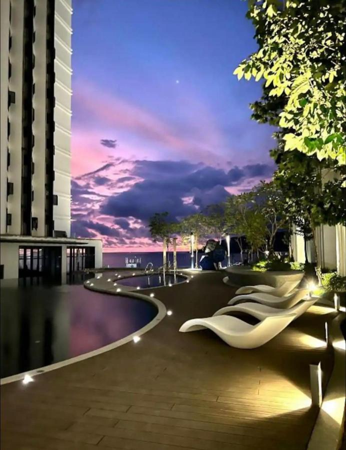 Kota Kinabalu City Centre @ The Shore By Casa Yolo Exterior foto